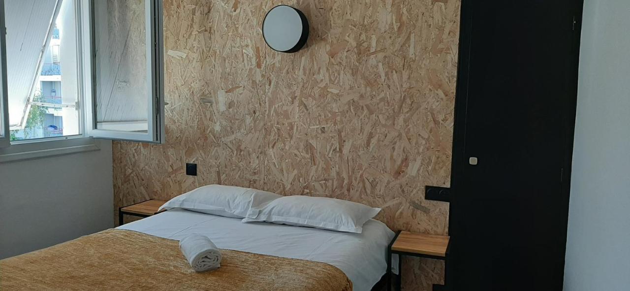 Hotel La Belle Etoile Сен-Назар Екстериор снимка